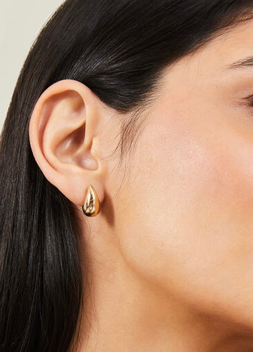 Small gold drop earring